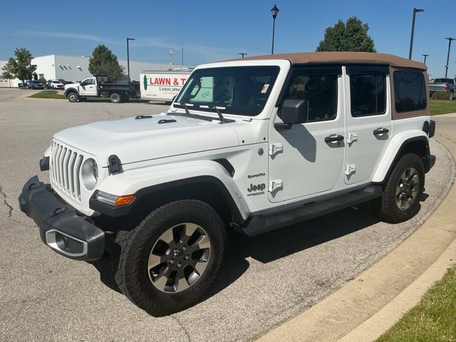 Used 2022 Jeep Wrangler Unlimited Sahara w/ LED Lighting Group AWD/4WD image 3