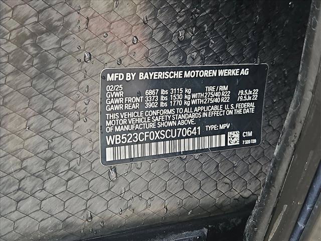 Used 2025 BMW iX xDrive50 AWD/4WD image 18