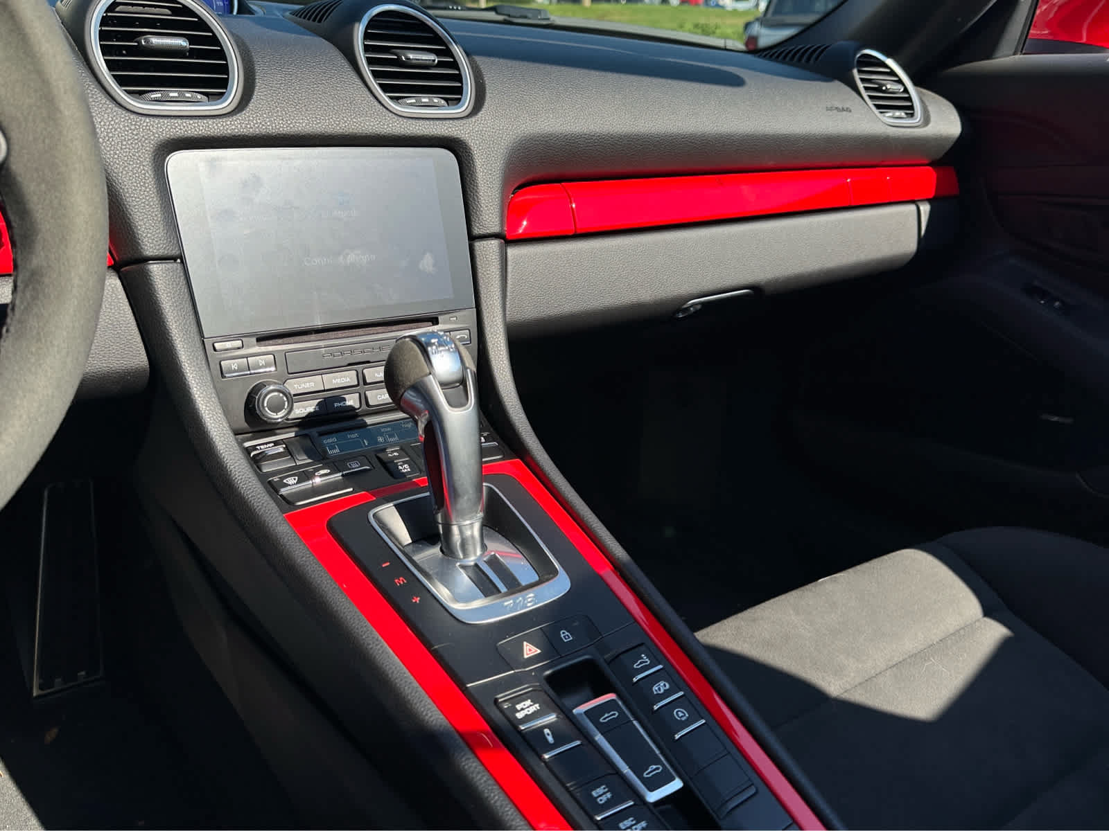Used 2022 Porsche 718 Boxster Spyder RWD image 15