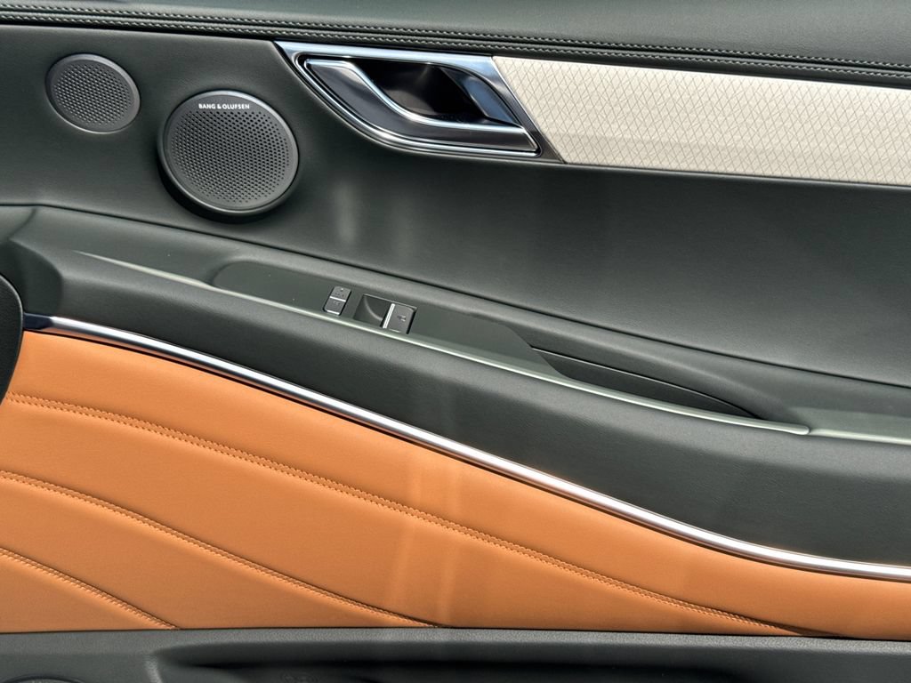 New 2026 Genesis GV80 3.5T Prestige AWD/4WD image 16