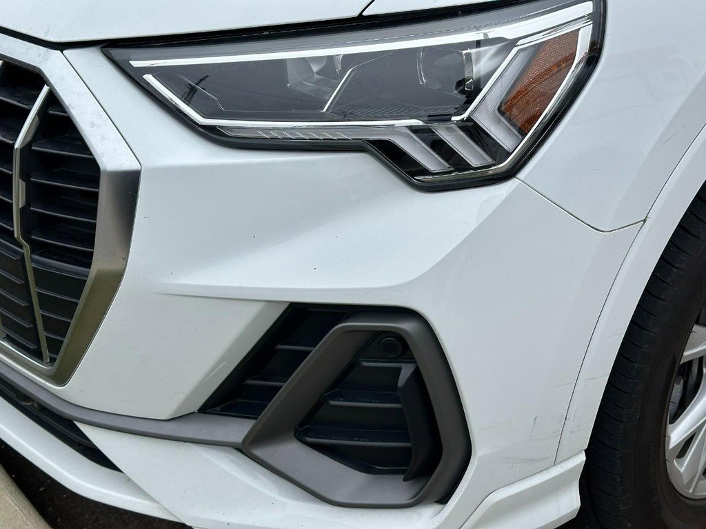 Used 2025 Audi Q3 2.0T Premium image 13