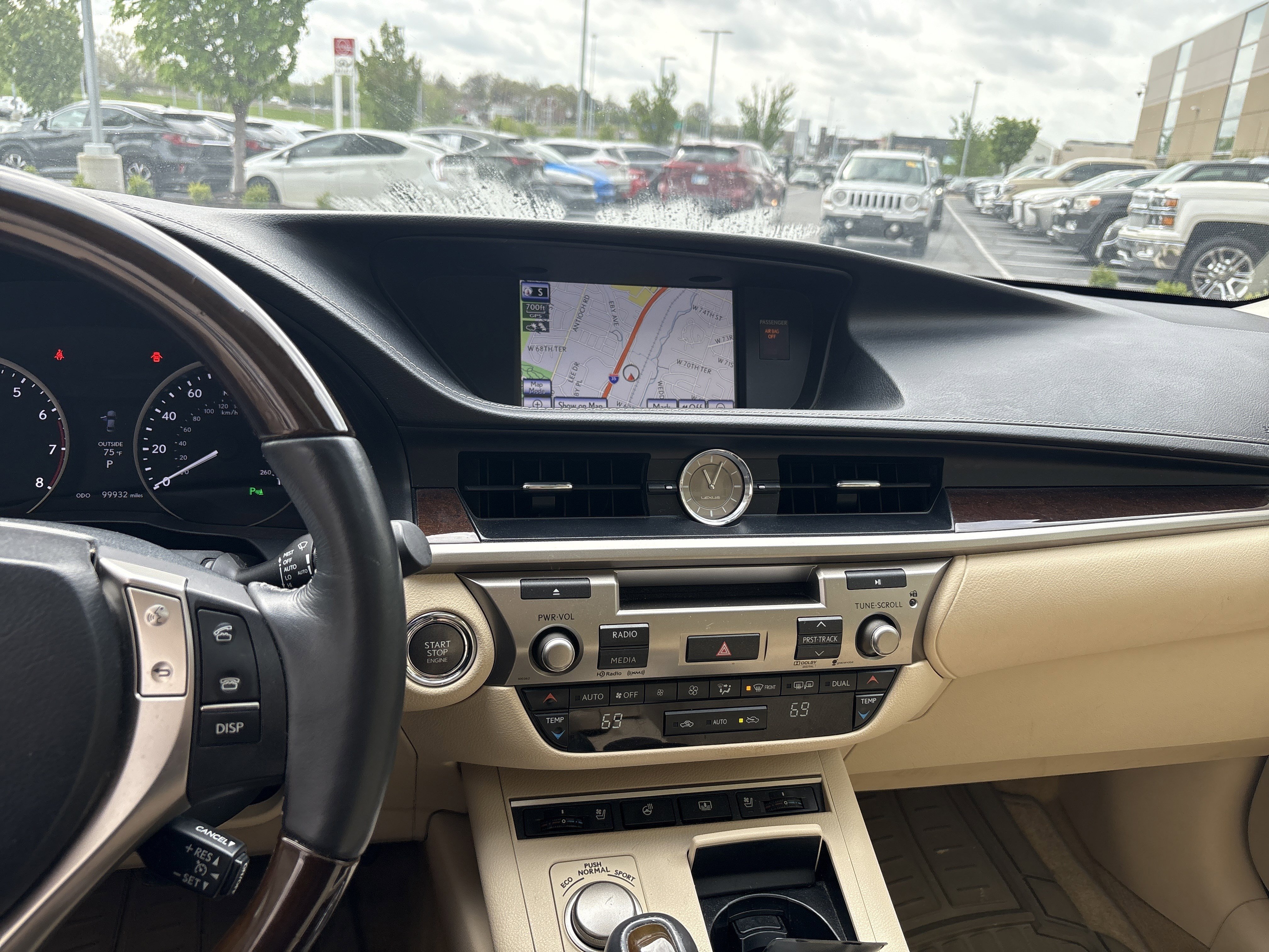 Used 2014 Lexus ES 350 w/ Luxury Package image 29