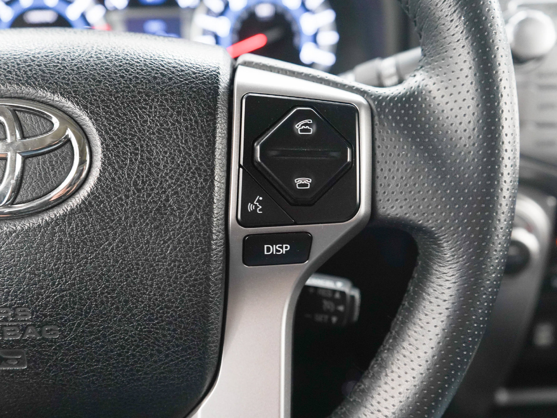 Used 2019 Toyota 4Runner Limited AWD/4WD image 22