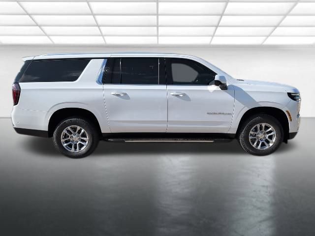 New 2026 Chevrolet Suburban LS RWD image 34