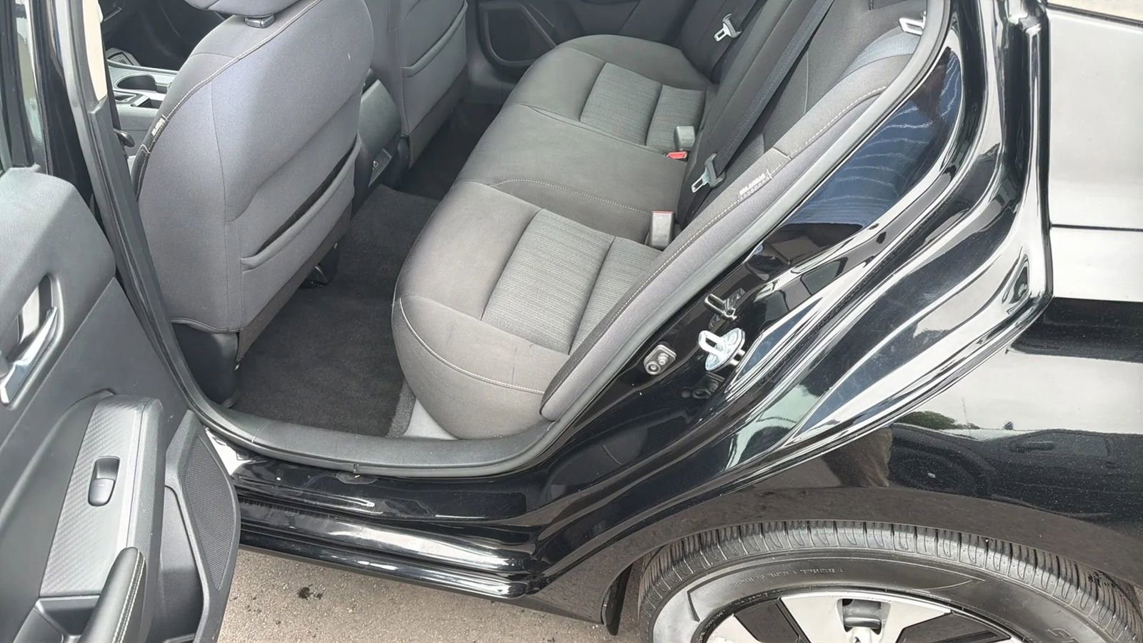 Used 2020 Nissan Altima 2.5 S FWD image 24