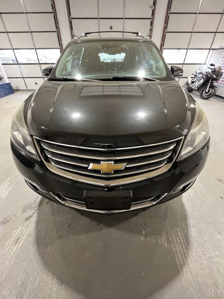 Used 2014 Chevrolet Traverse LTZ w/ LPO, 'HIT The Road' Package image 3