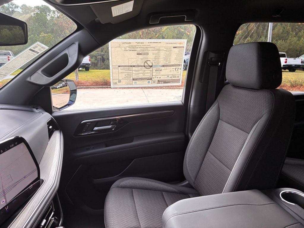 New 2026 Chevrolet Suburban LS w/ LPO, Dark Essentials Package RWD image 27