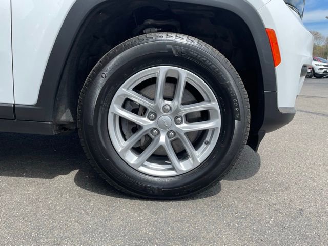 Used 2025 Jeep Grand Cherokee L Laredo AWD/4WD image 36