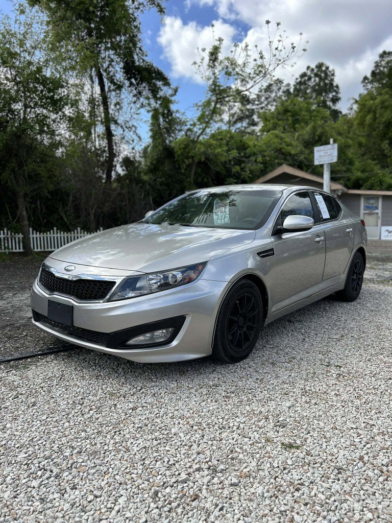 Used 2013 Kia Optima LX w/ Convenience Pkg image 1