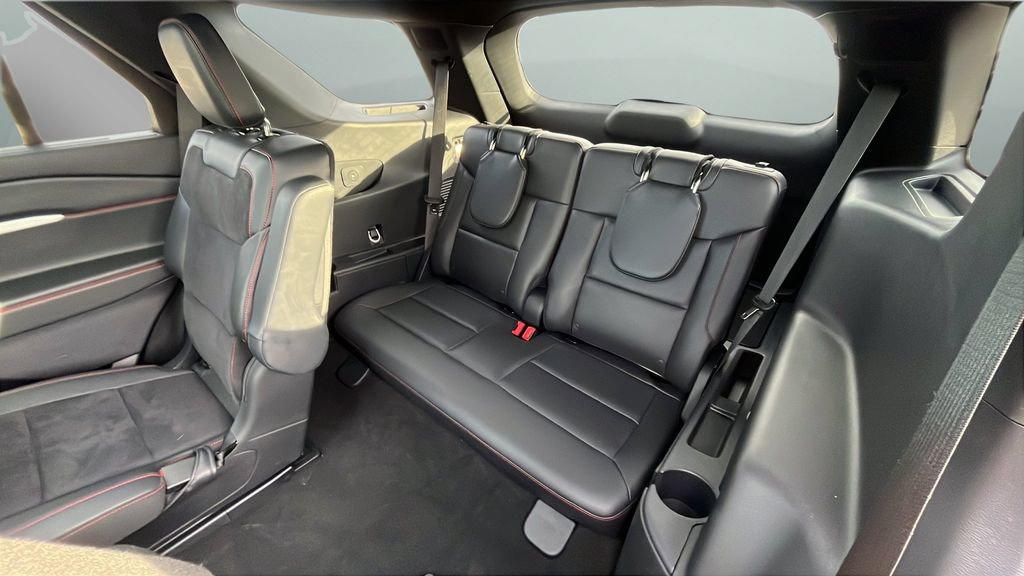 Used 2025 Ford Explorer ST AWD/4WD image 20