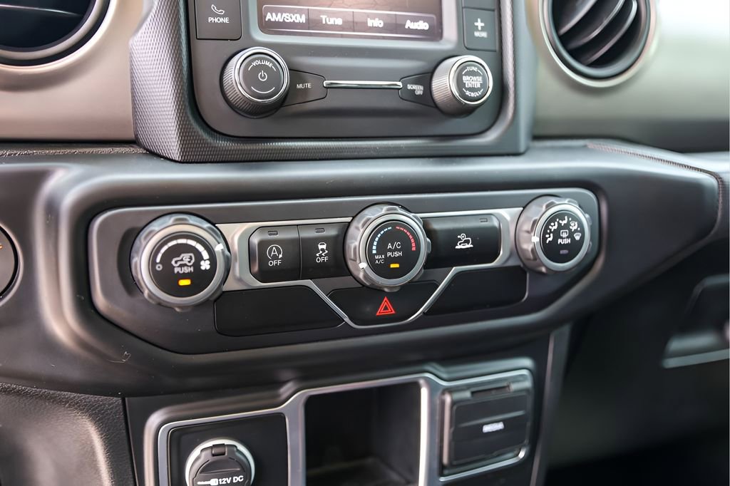 Used 2020 Jeep Gladiator Sport AWD/4WD image 19