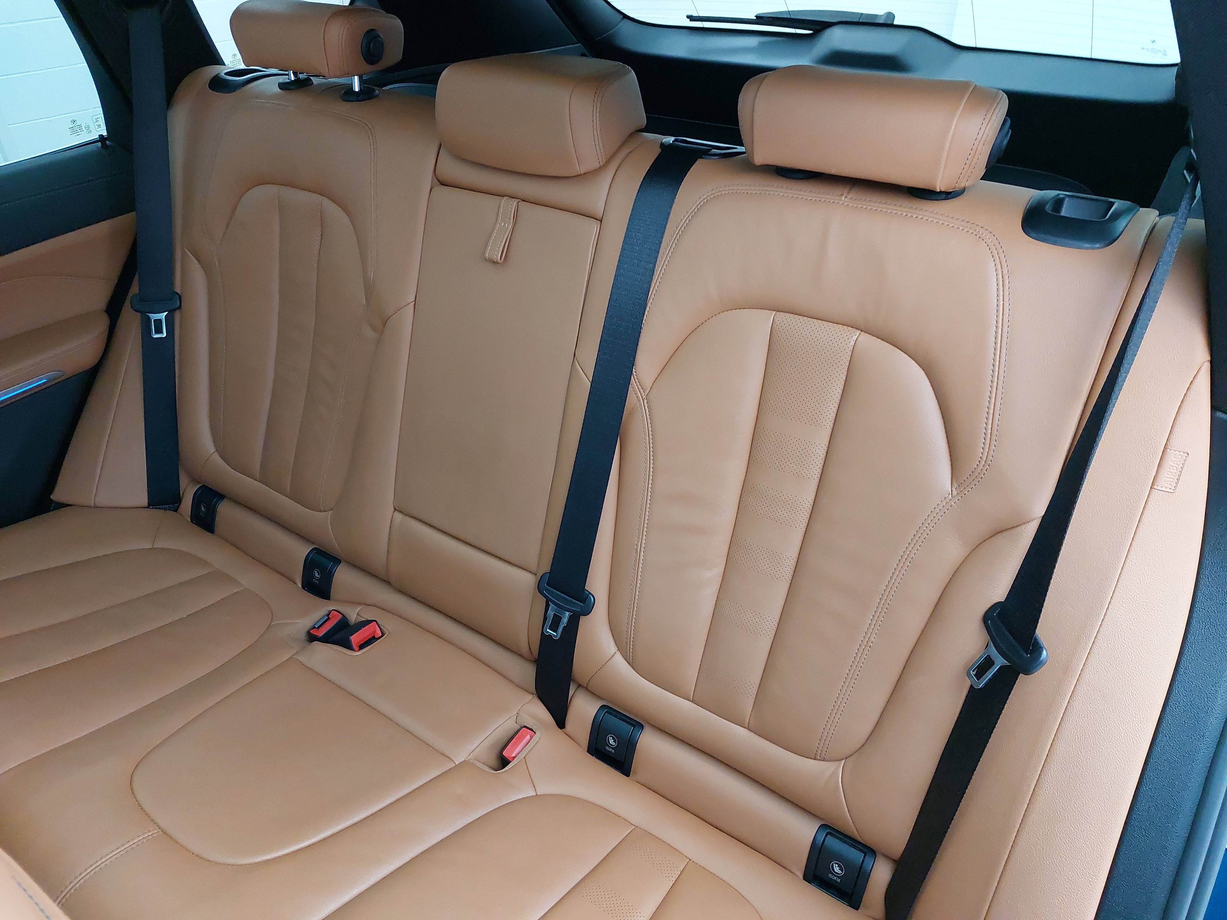 Used 2022 BMW X5 xDrive40i w/ Premium Package image 16