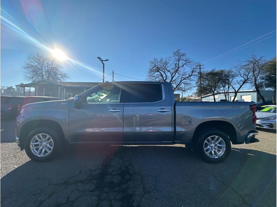 Used 2019 Chevrolet Silverado 1500 LTZ w/ LTZ Plus Package image 4