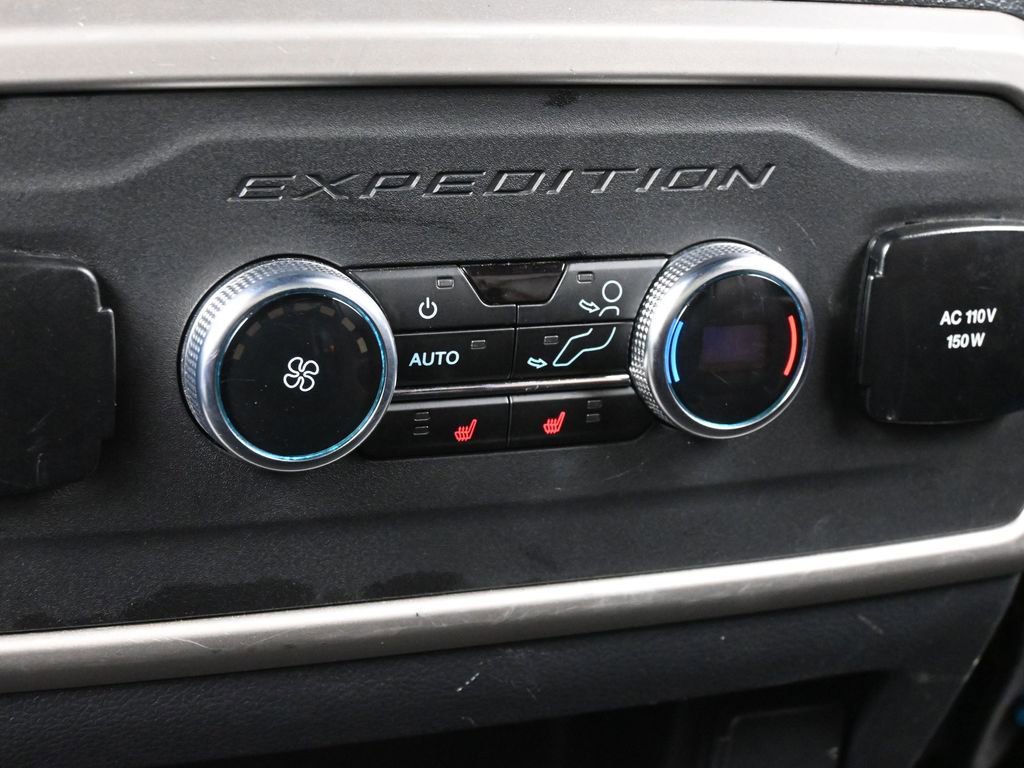 Used 2024 Ford Expedition Limited image 42