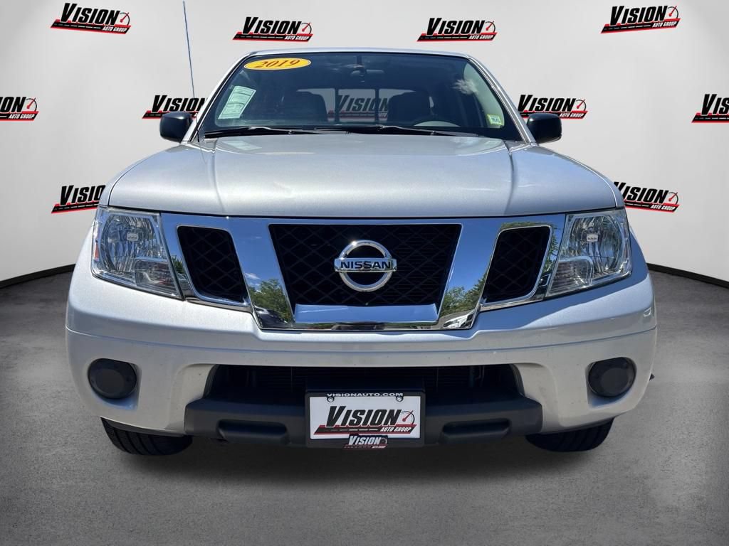 Used 2019 Nissan Frontier SV AWD/4WD image 2