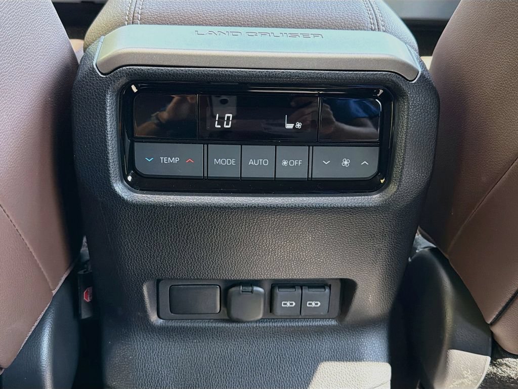 Used 2025 Toyota Land Cruiser w/ Premium Package AWD/4WD image 28