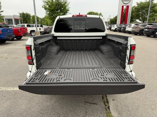 Certified 2025 Nissan Frontier SV w/ SV Convenience Package AWD/4WD image 10