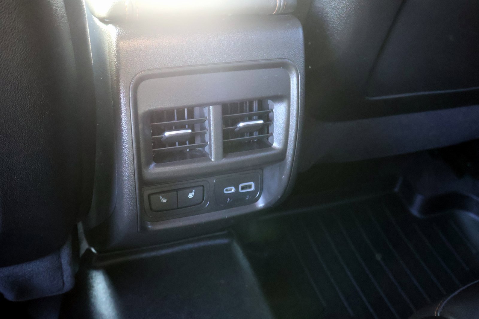 Used 2023 Cadillac XT4 Sport w/ Technology Package image 19