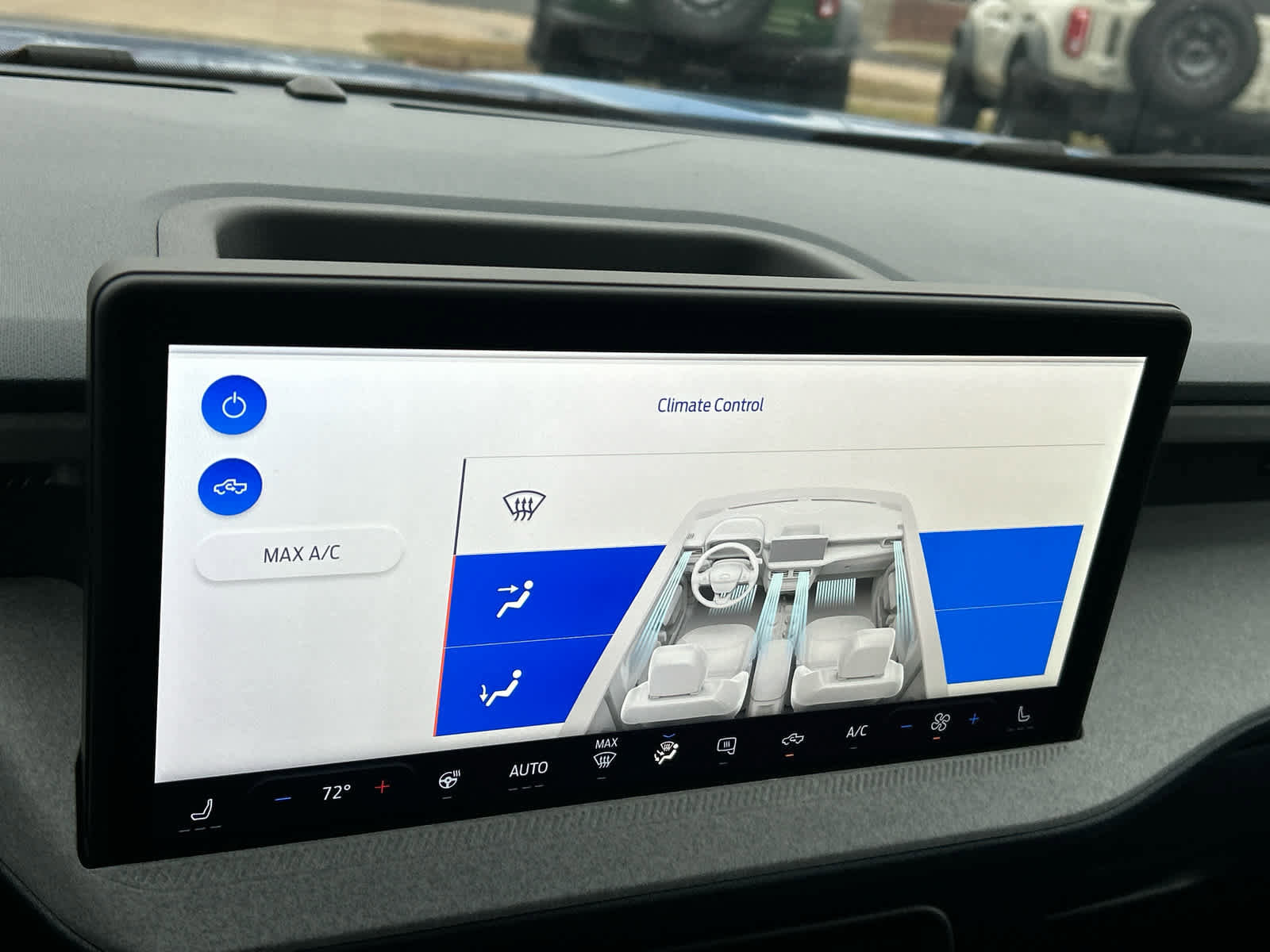 New 2026 Ford Maverick XLT w/ XLT Luxury Package image 32