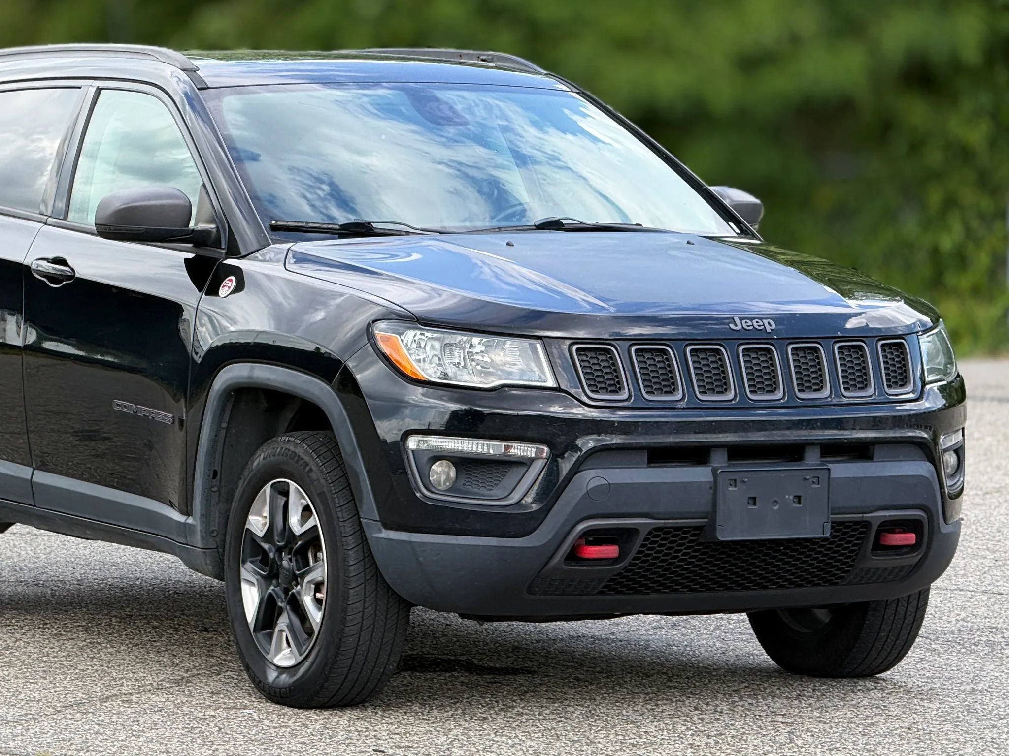 Used 2018 Jeep Compass Trailhawk w/ Leather Interior Group AWD/4WD image 15