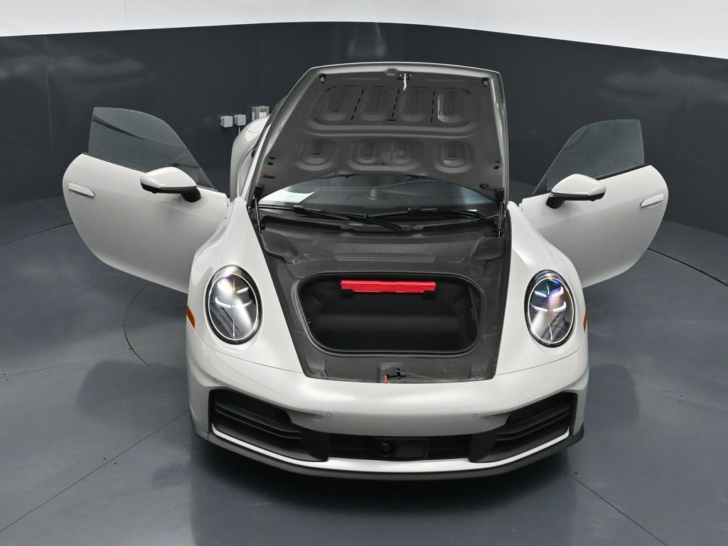 Certified 2026 Porsche 911 Targa 4S AWD/4WD image 29