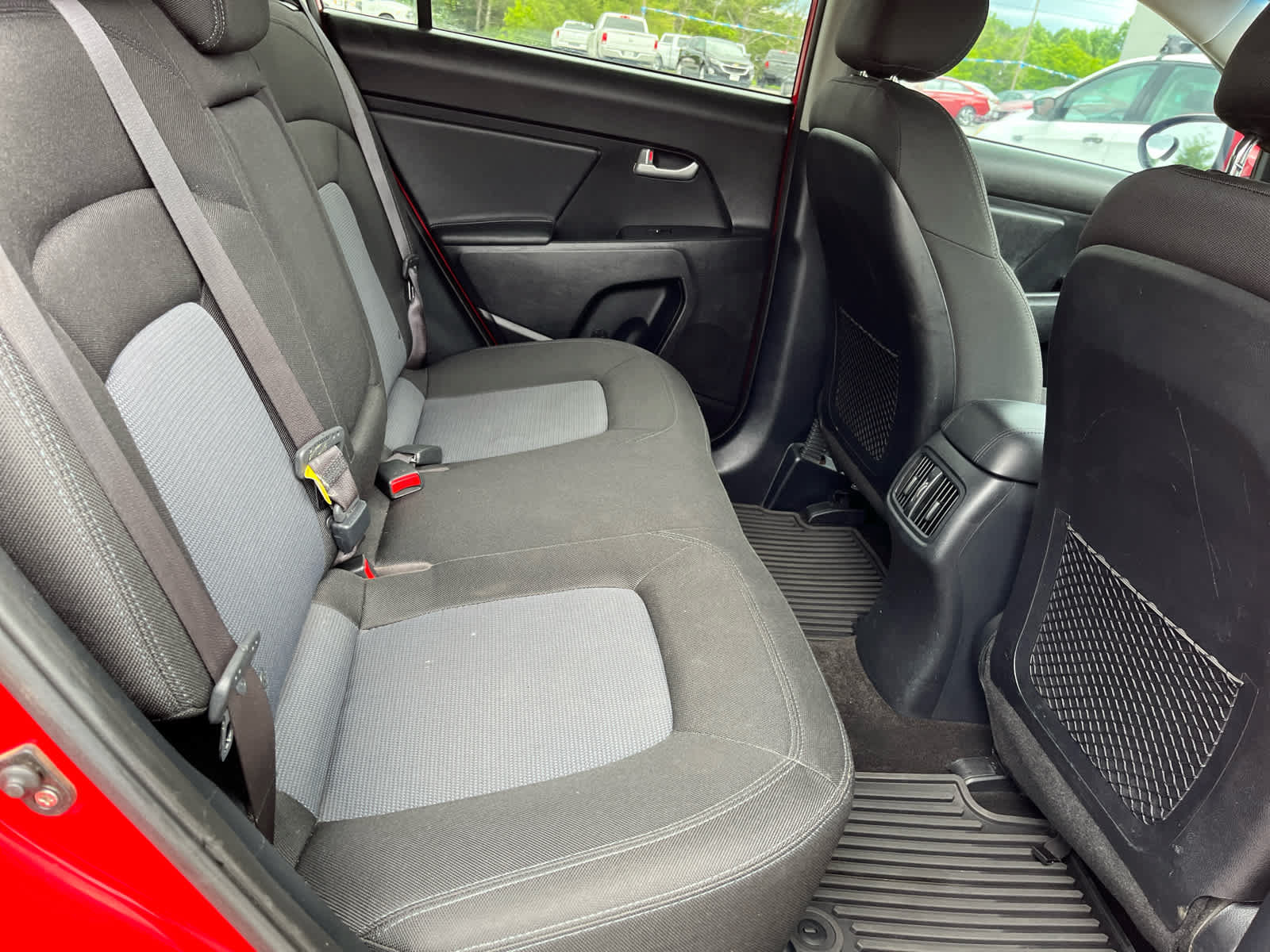 Used 2015 Kia Sportage LX FWD image 29