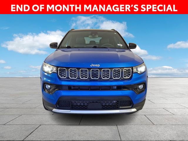 Used 2025 Jeep Compass Limited AWD/4WD image 3