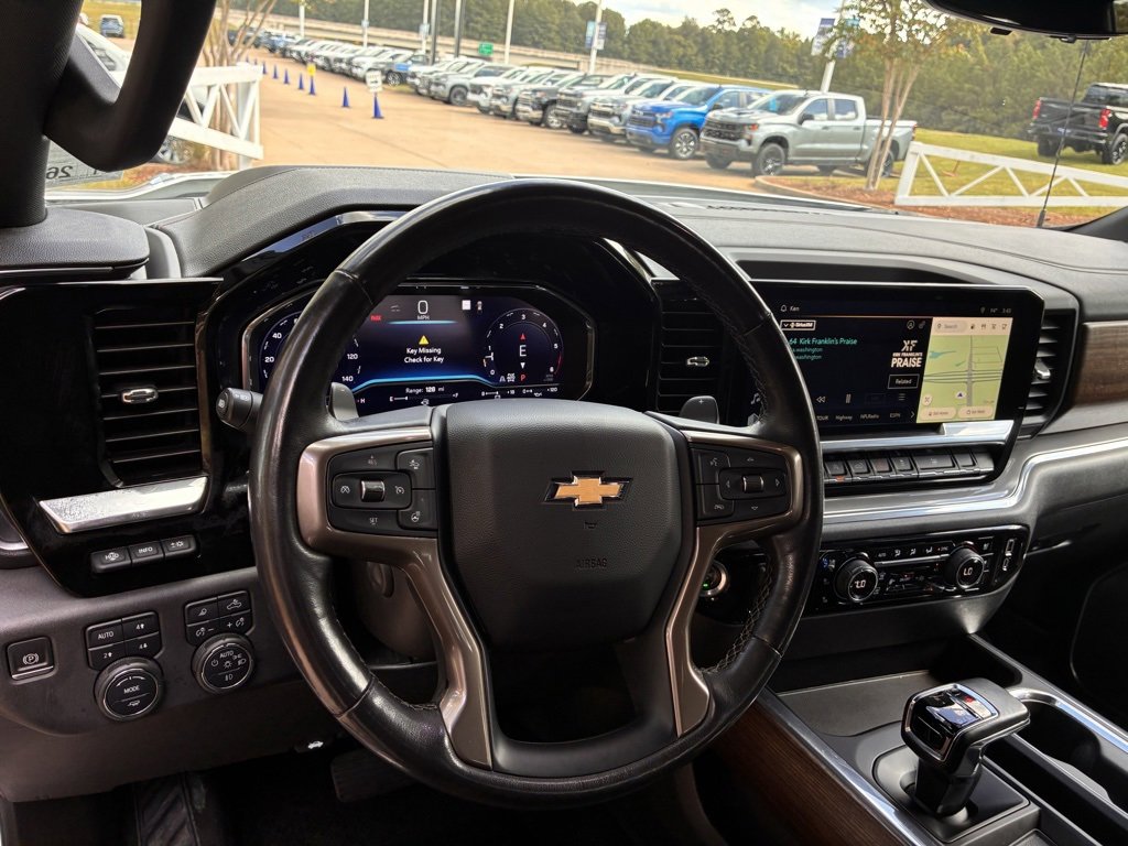 Used 2023 Chevrolet Silverado 1500 High Country w/ Technology Package image 25