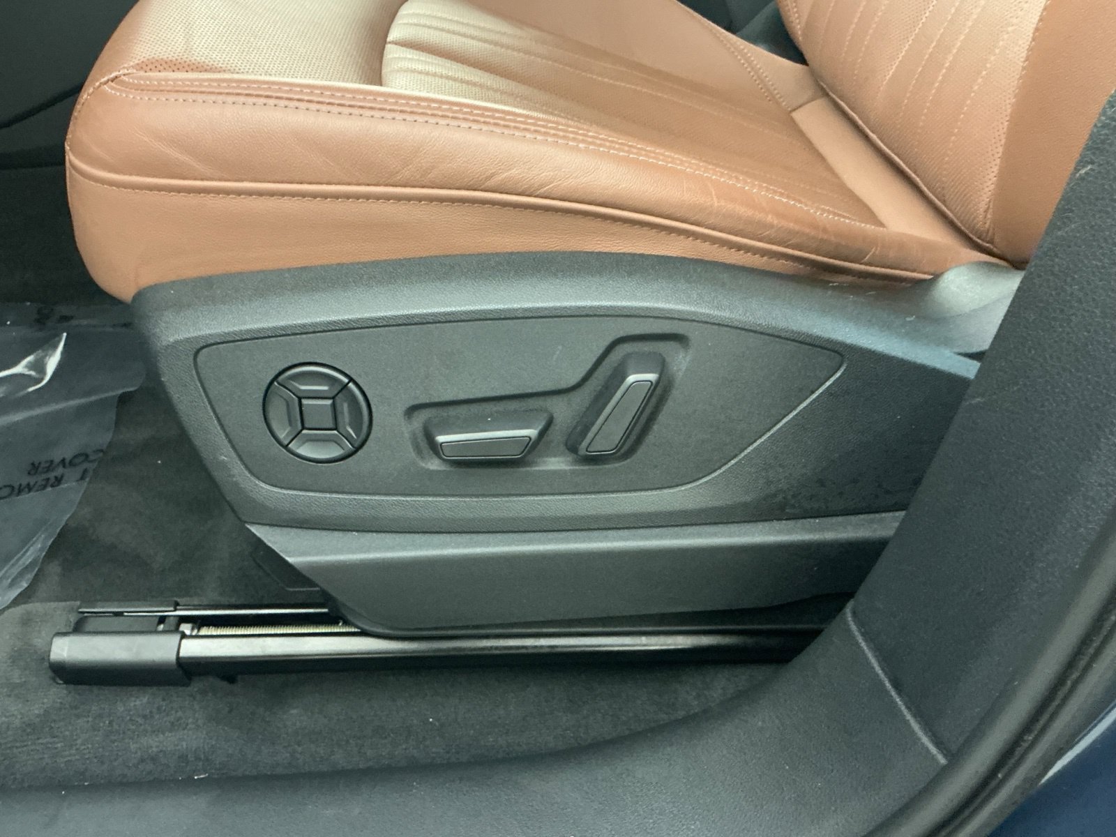 Used 2024 Audi Q8 e-tron Premium Plus w/ Premium Plus Package AWD/4WD image 14