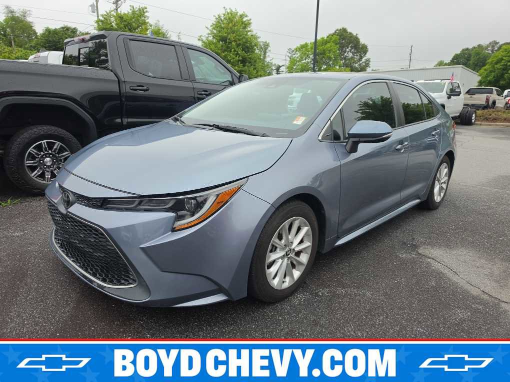 Used 2020 Toyota Corolla XLE FWD image 1