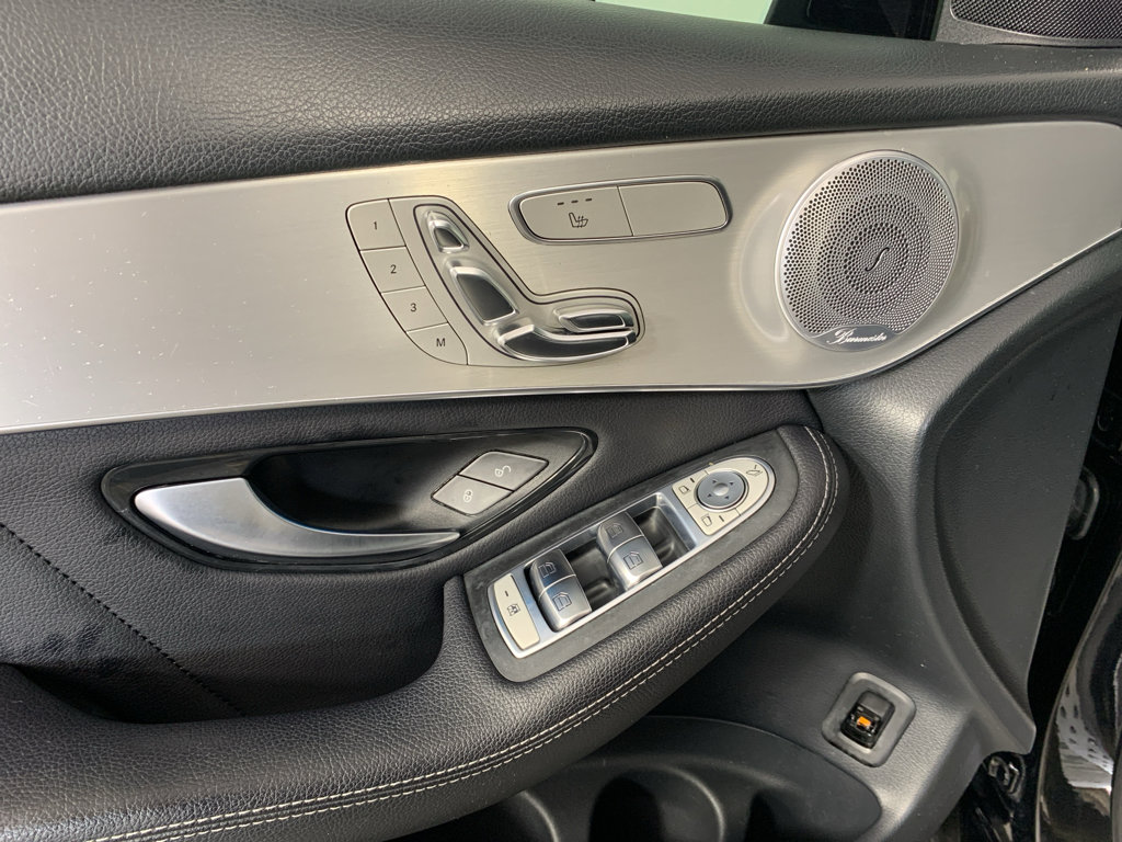 Used 2019 Mercedes-Benz GLC 300 4MATIC Coupe image 15