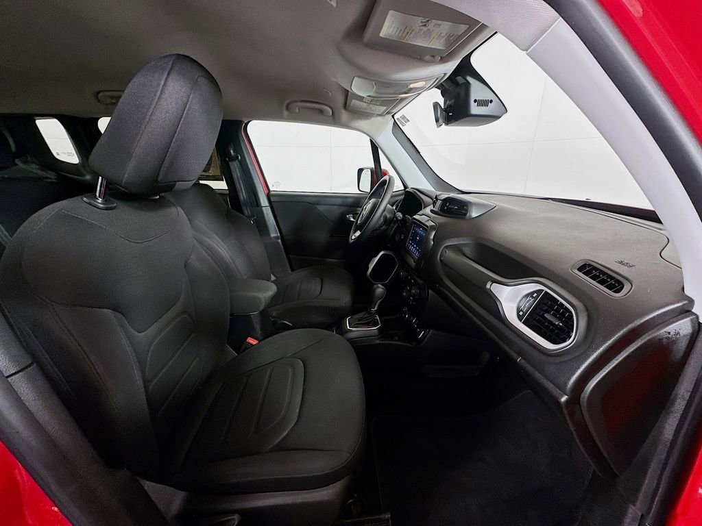 Used 2019 Jeep Renegade Latitude image 25