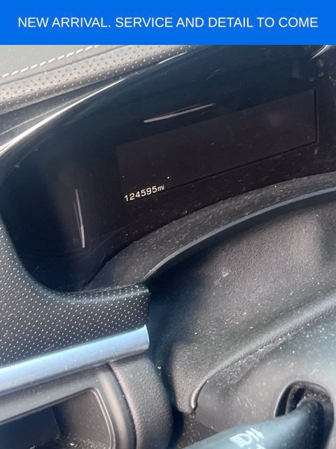 Used 2015 Cadillac XTS FWD image 2