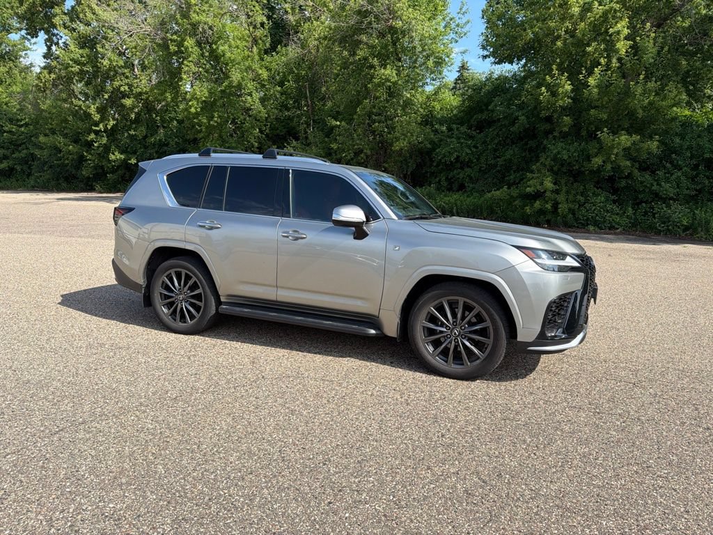 Used 2024 Lexus LX 600 F Sport AWD/4WD image 19