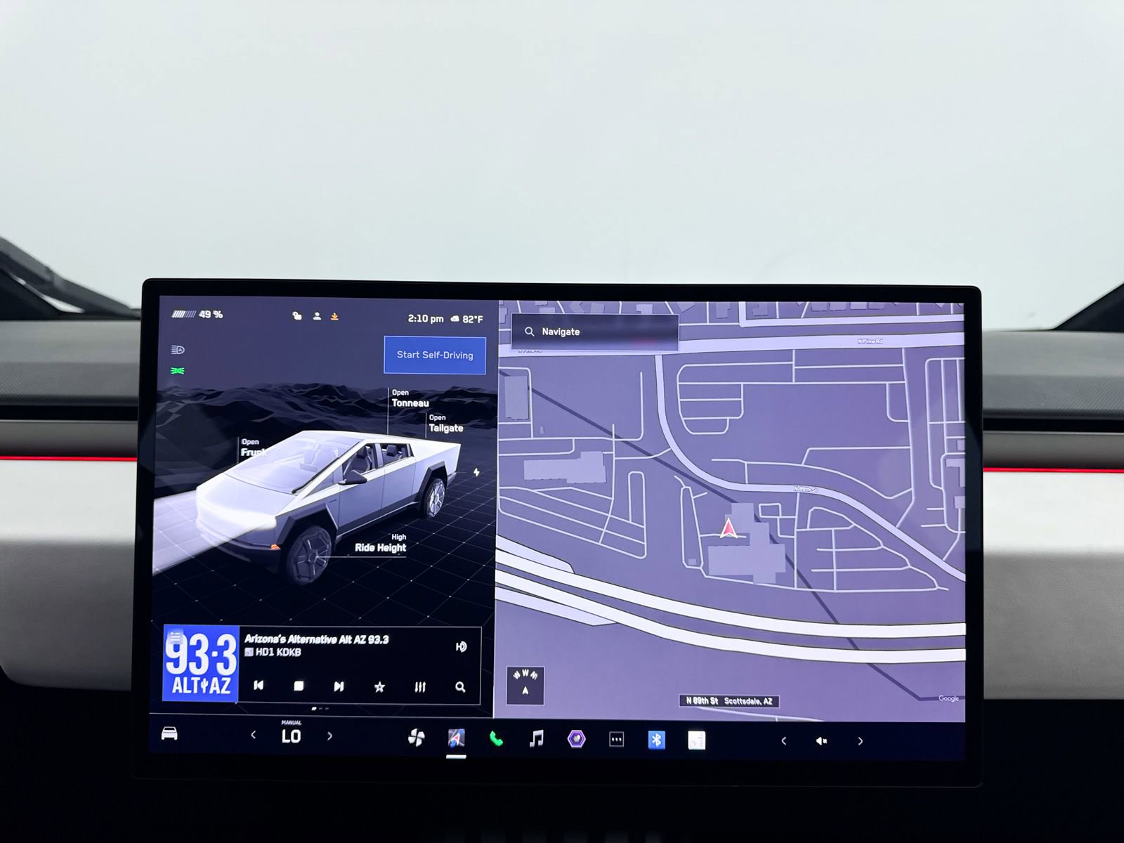 Used 2024 Tesla Cybertruck AWD Crew Cab image 6