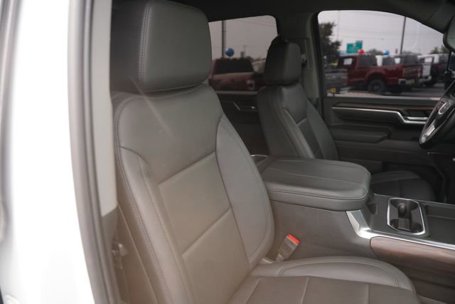 Used 2025 GMC Sierra 2500 SLT w/ SLT Convenience Package AWD/4WD image 19