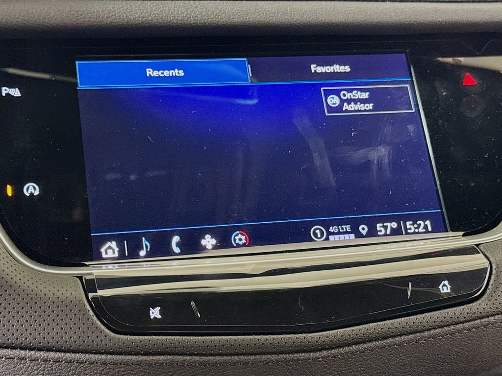 New 2026 Cadillac XT5 Luxury w/ LPO, ONYX Package image 8