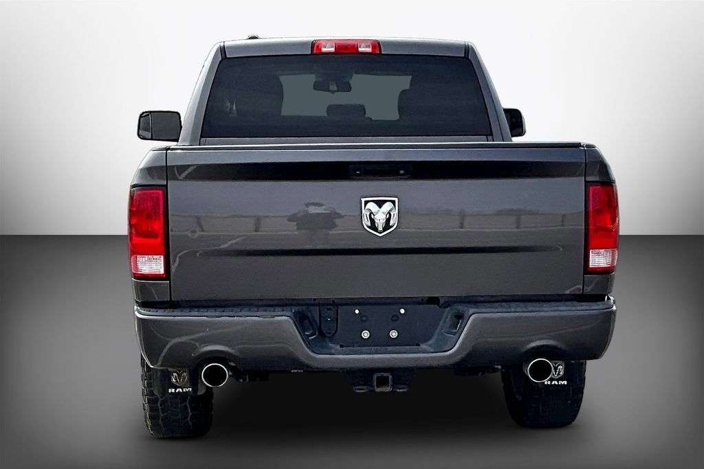 Used 2015 RAM 1500 Express image 3