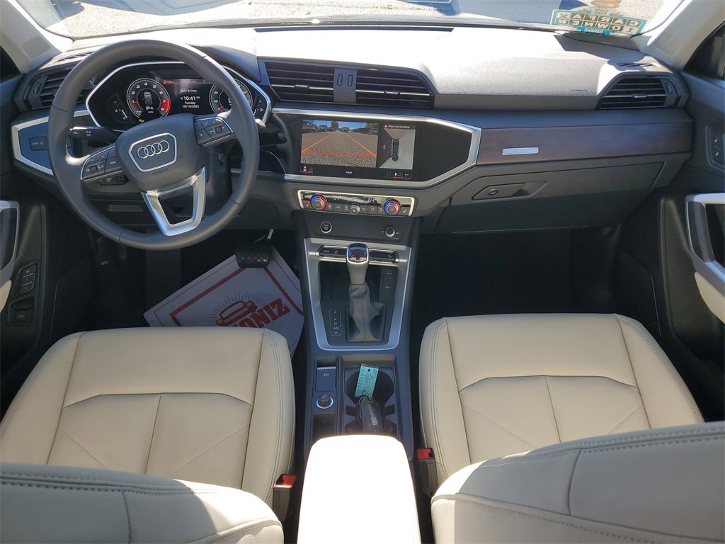 Used 2024 Audi Q3 2.0T Premium Plus image 18