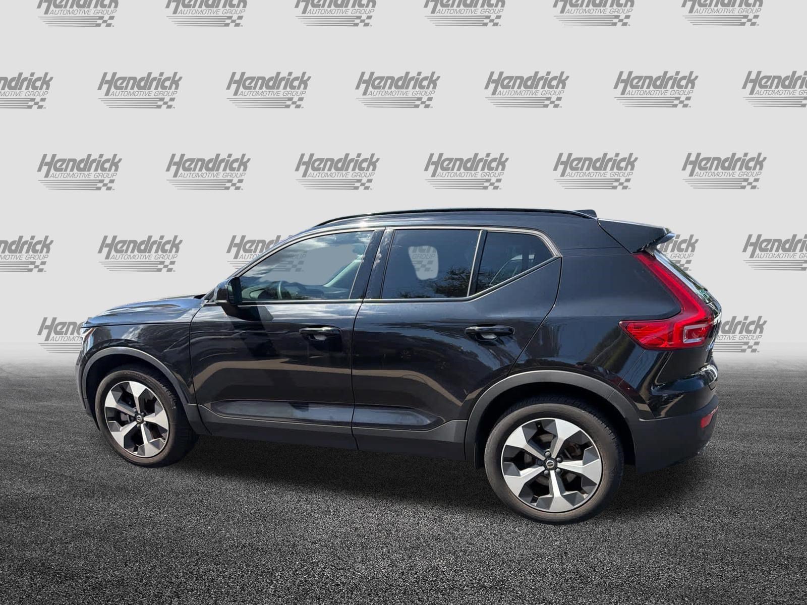 Certified 2024 Volvo XC40 B5 Core w/ Protection Package Premier AWD/4WD image 48