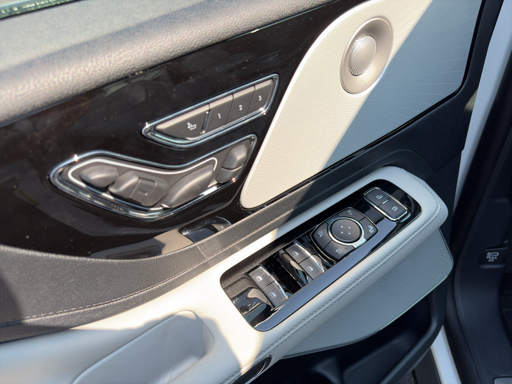 New 2026 Lincoln Aviator Reserve w/ Luxury Package AWD/4WD image 20