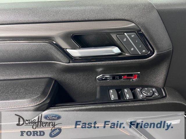 Used 2023 GMC Sierra 1500 AT4 w/ Technology Package AWD/4WD image 23