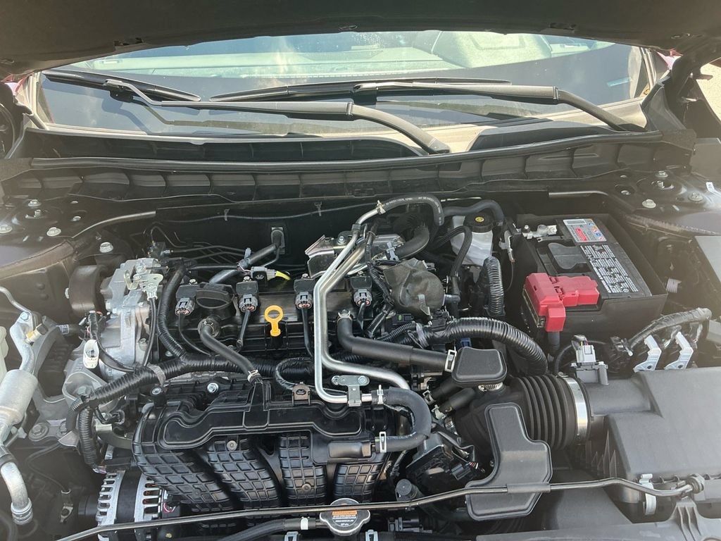 Used 2025 Nissan Altima 2.5 SV FWD image 25