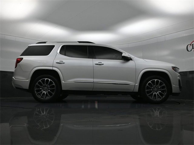 Certified 2023 GMC Acadia Denali w/ Denali Ultimate Package image 28