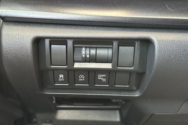 Used 2023 Subaru Crosstrek 2.5i Sport AWD/4WD image 29