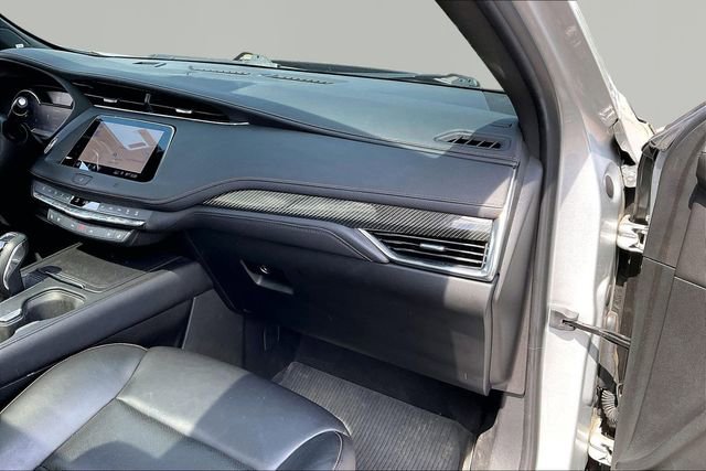 Used 2019 Cadillac XT4 Sport FWD image 18
