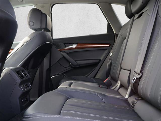 Used 2023 Audi Q5 2.0T Premium AWD/4WD image 25