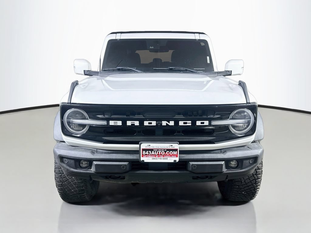 Used 2021 Ford Bronco Outer Banks w/ Sasquatch Package AWD/4WD image 2