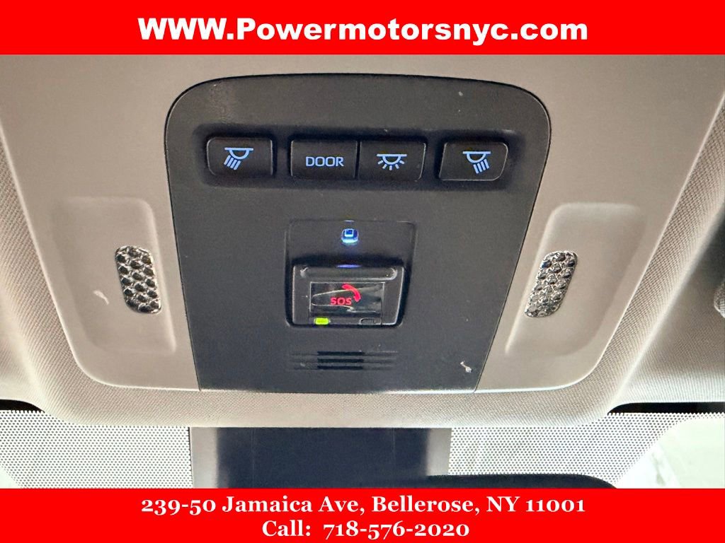 Used 2022 Toyota Camry XSE w/ Cold Weather Package FWD image 31