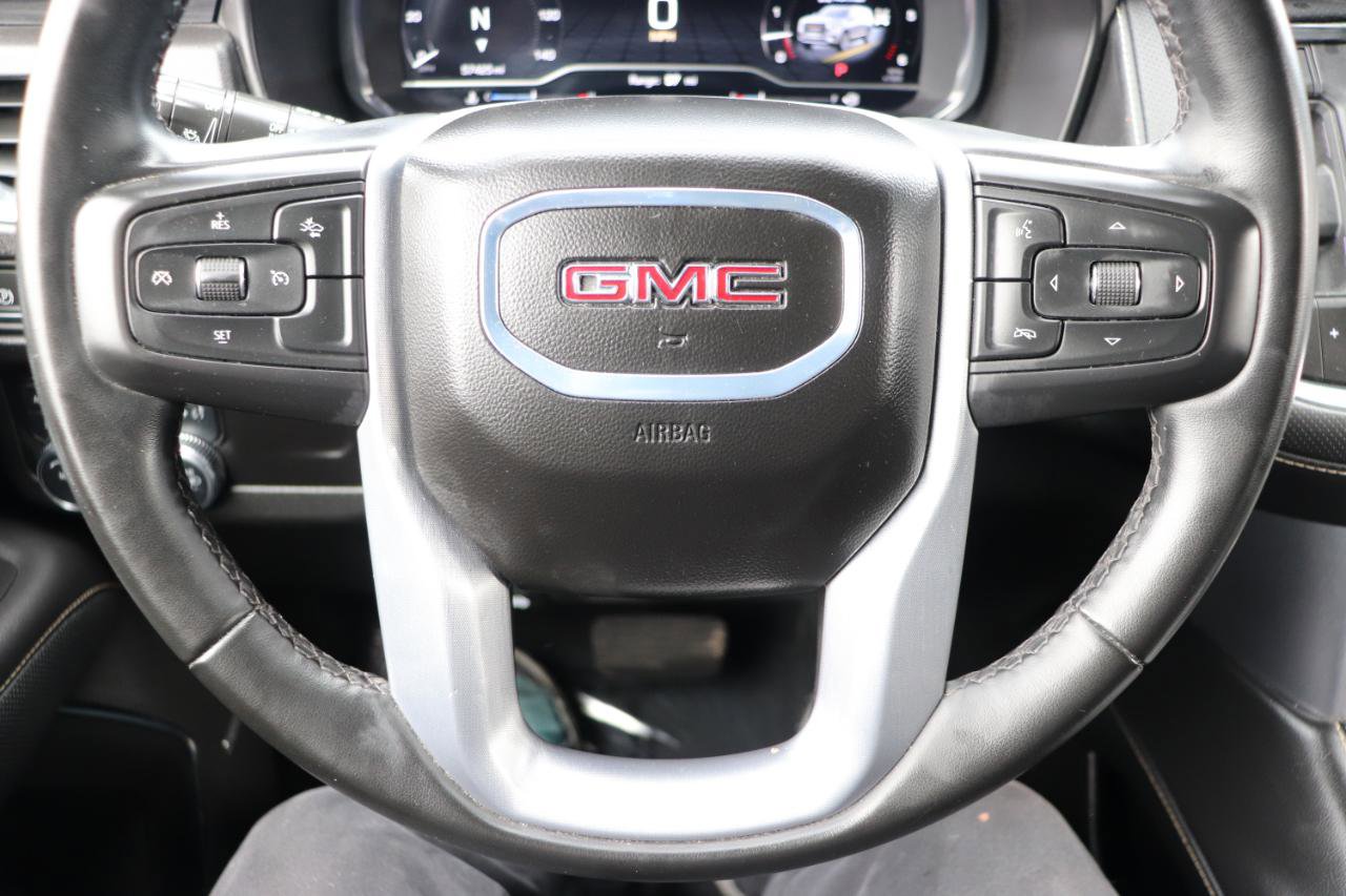 Used 2024 GMC Yukon SLT image 33